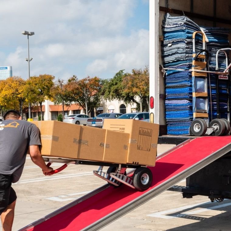 Moving Company in Dallas